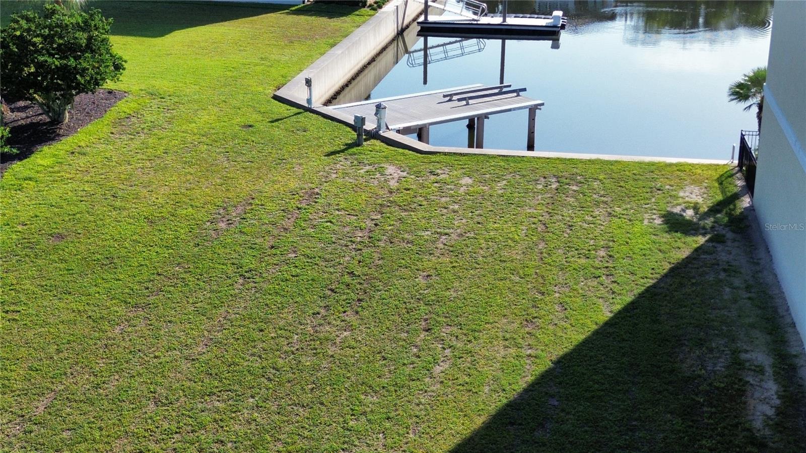 243 YACHT HARBOR DR — photo 3
