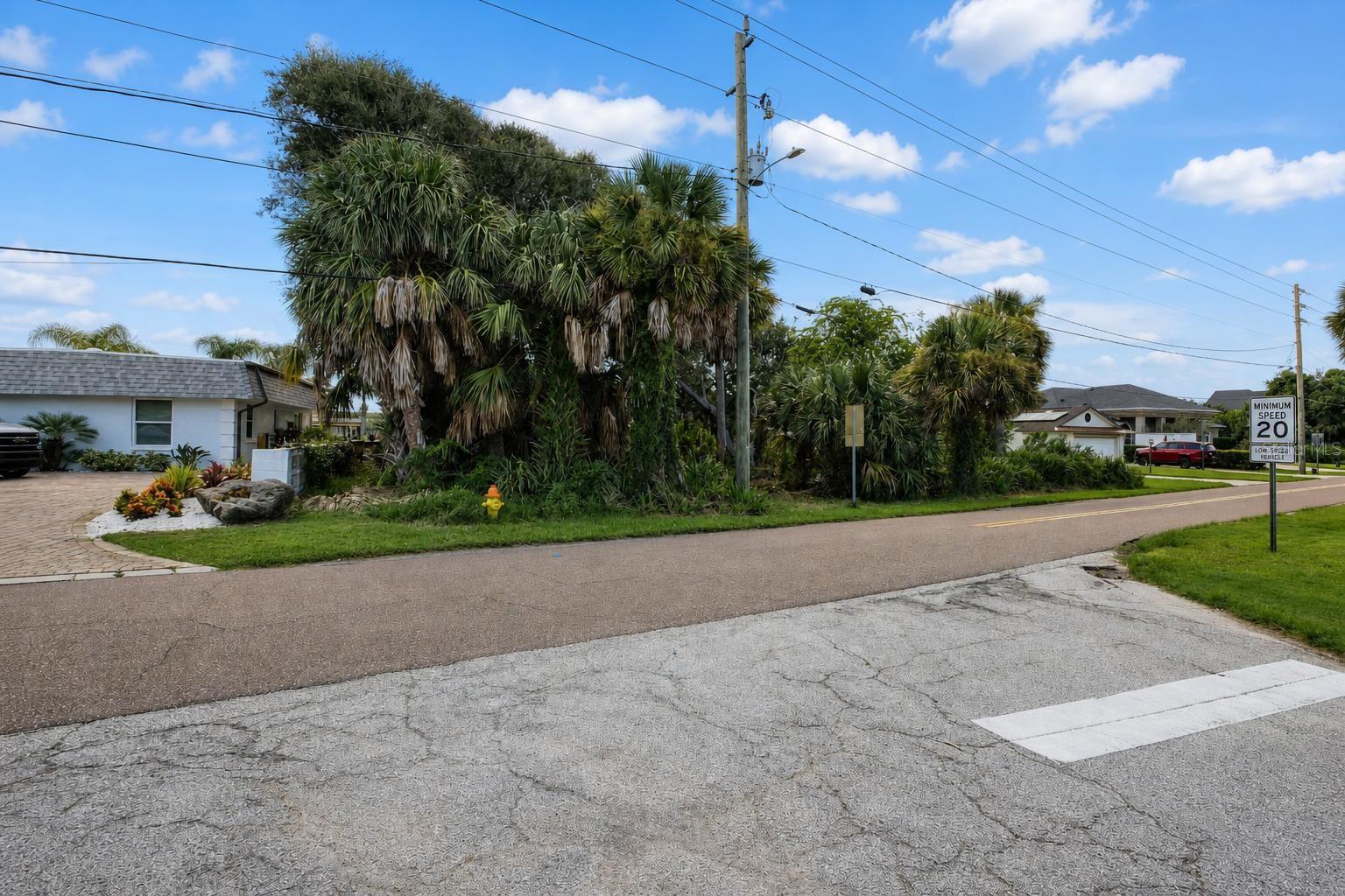 3668 JOHN ANDERSON DR — photo 12