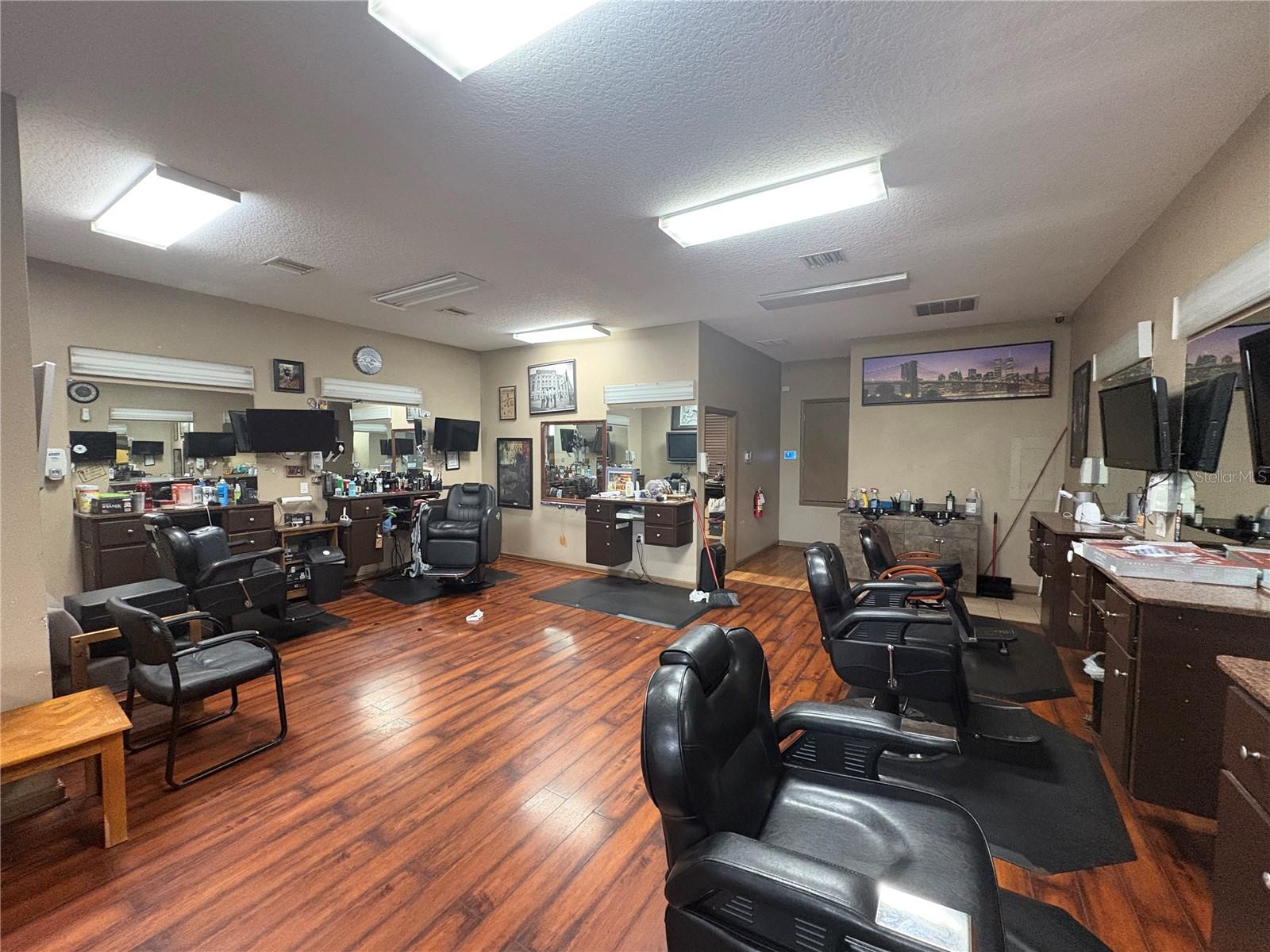 55 PLAZA DR #D8 — photo 3