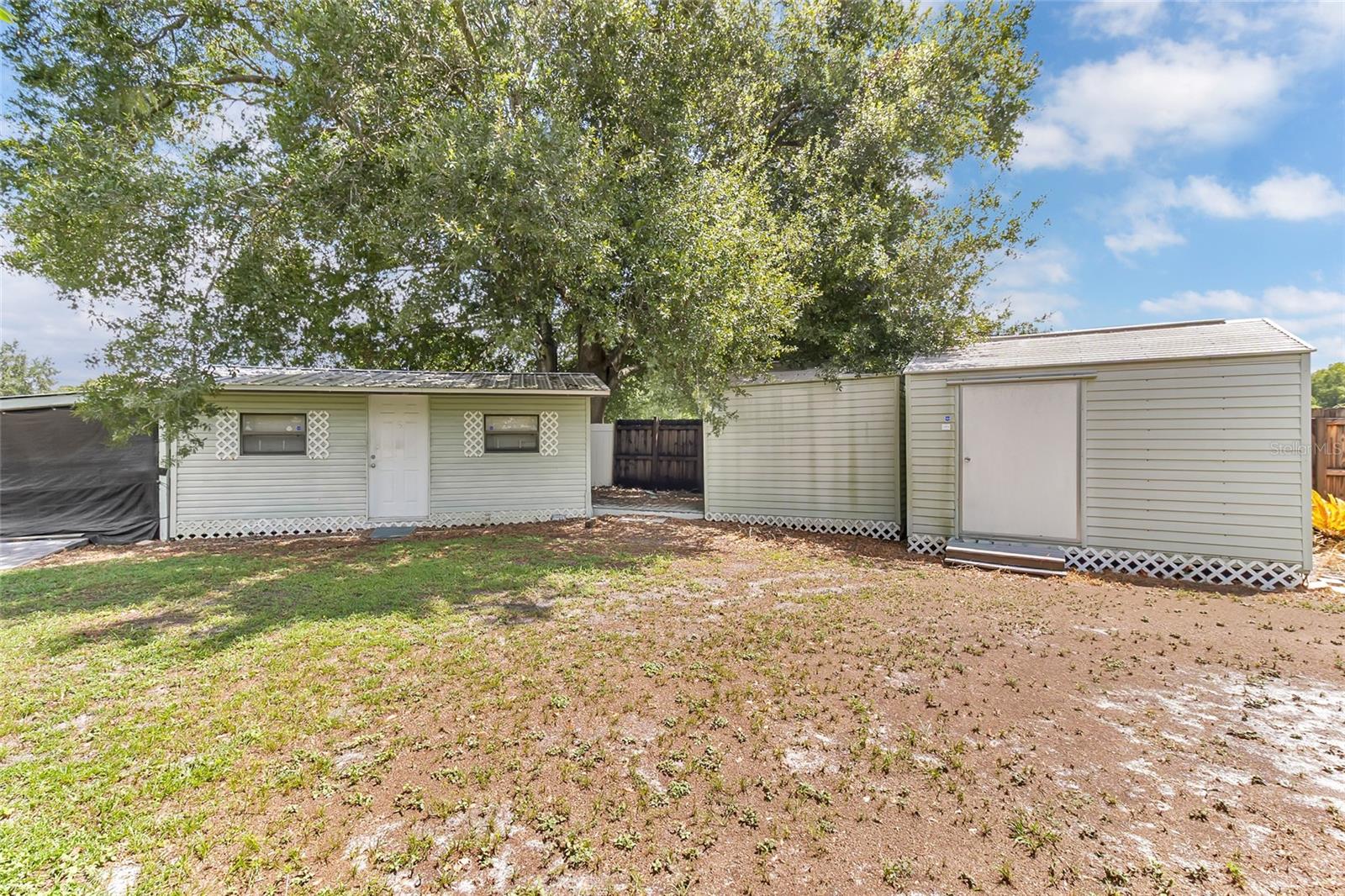 221 ODHAM DR — photo 4