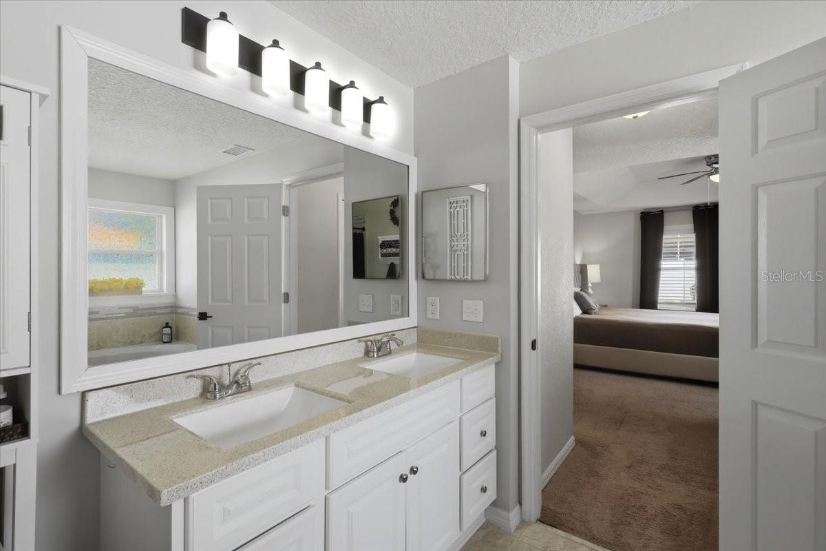 13 BURNHAM LN — photo 11