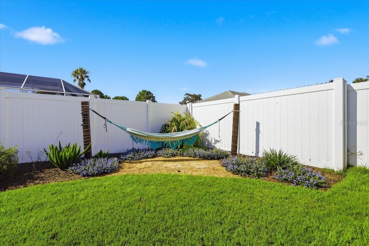 13 BURNHAM LN — photo 9