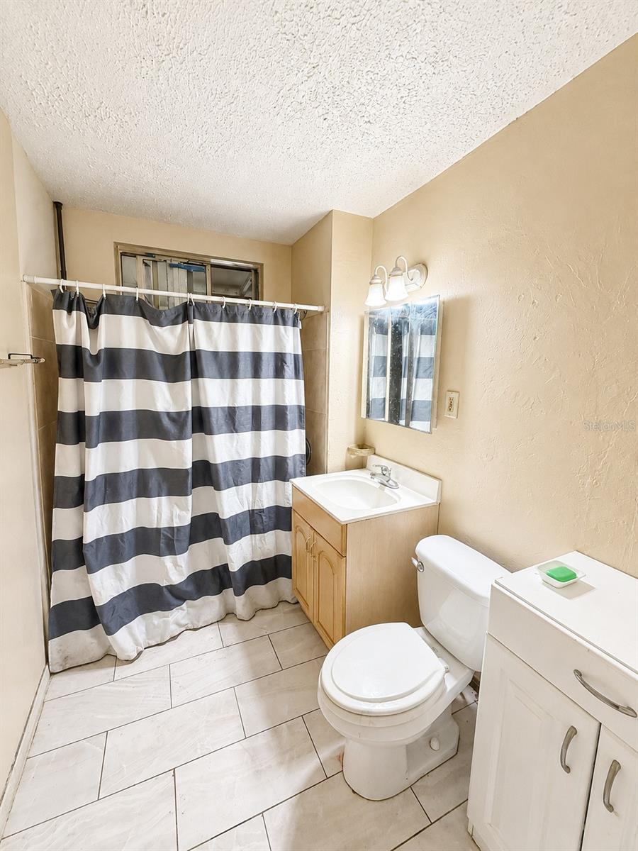 202 SHADY PL — photo 2