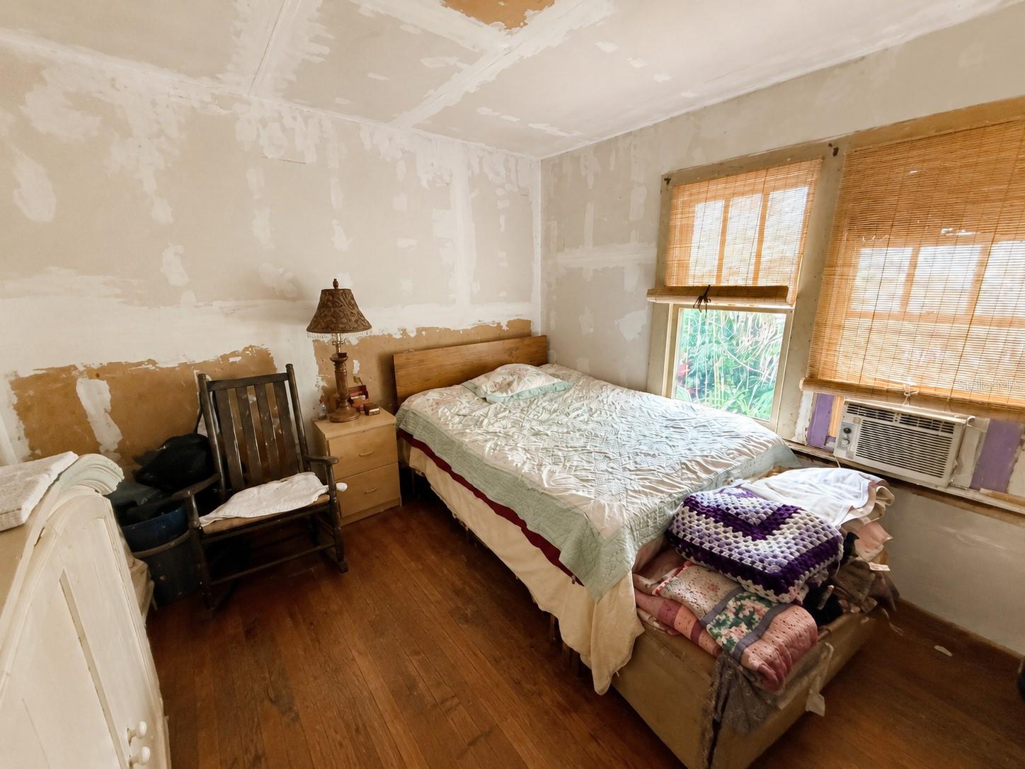 202 SHADY PL — photo 10