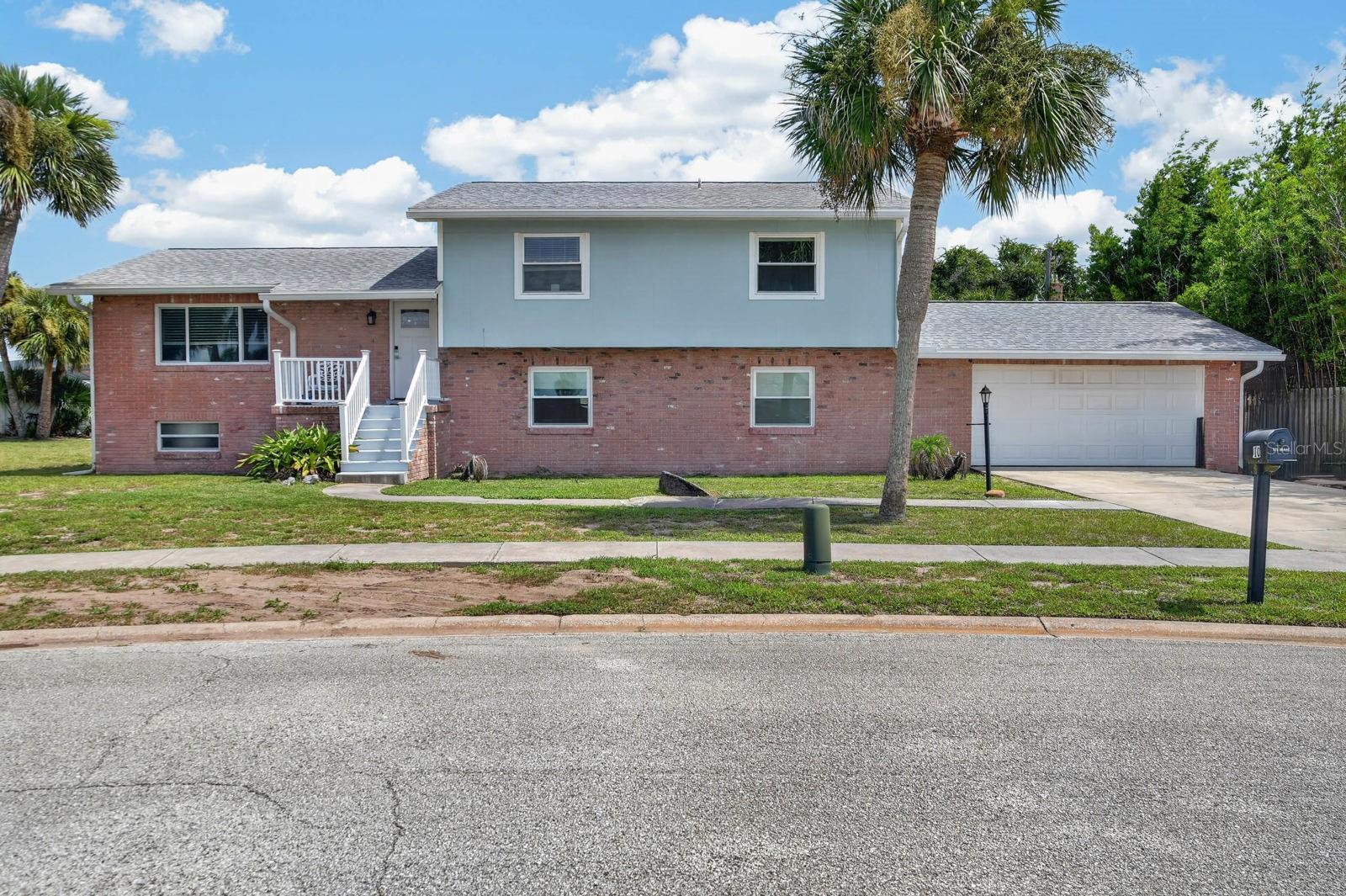 10 TIPPERARY LN — photo 2