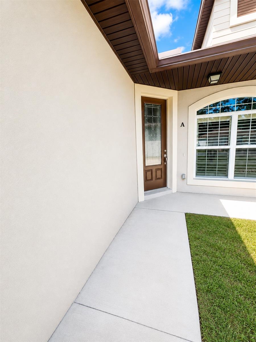 20 ETON LN #A & B — photo 4
