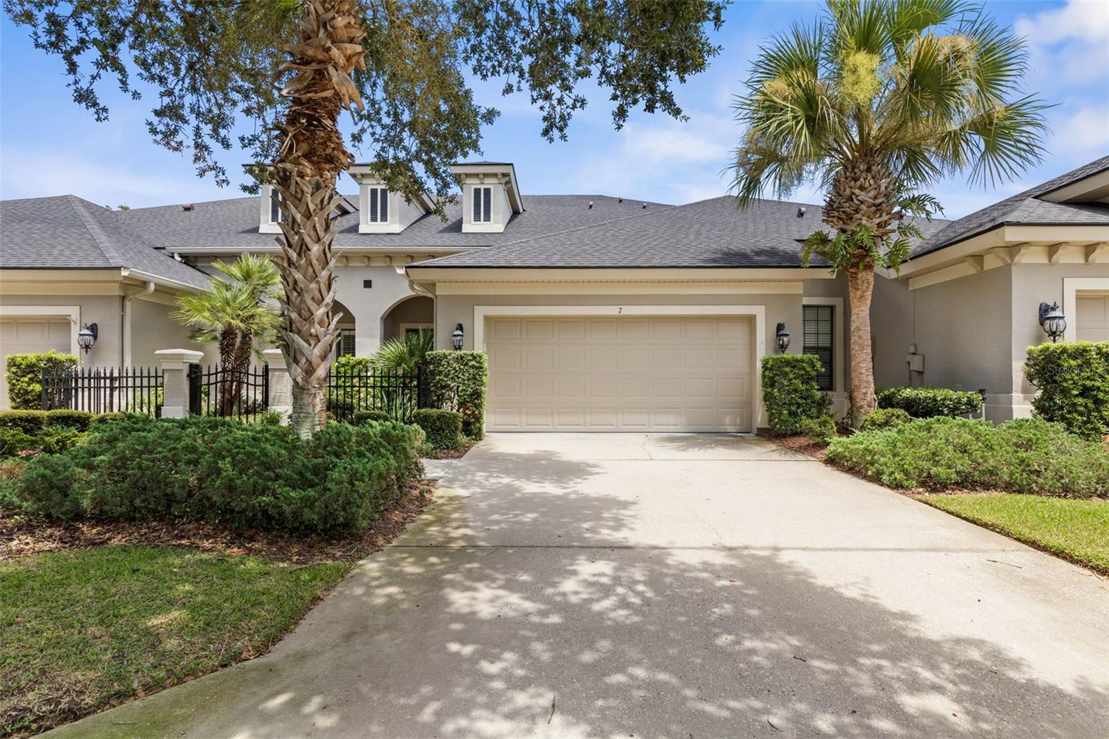 7 RIVER LANDING DR