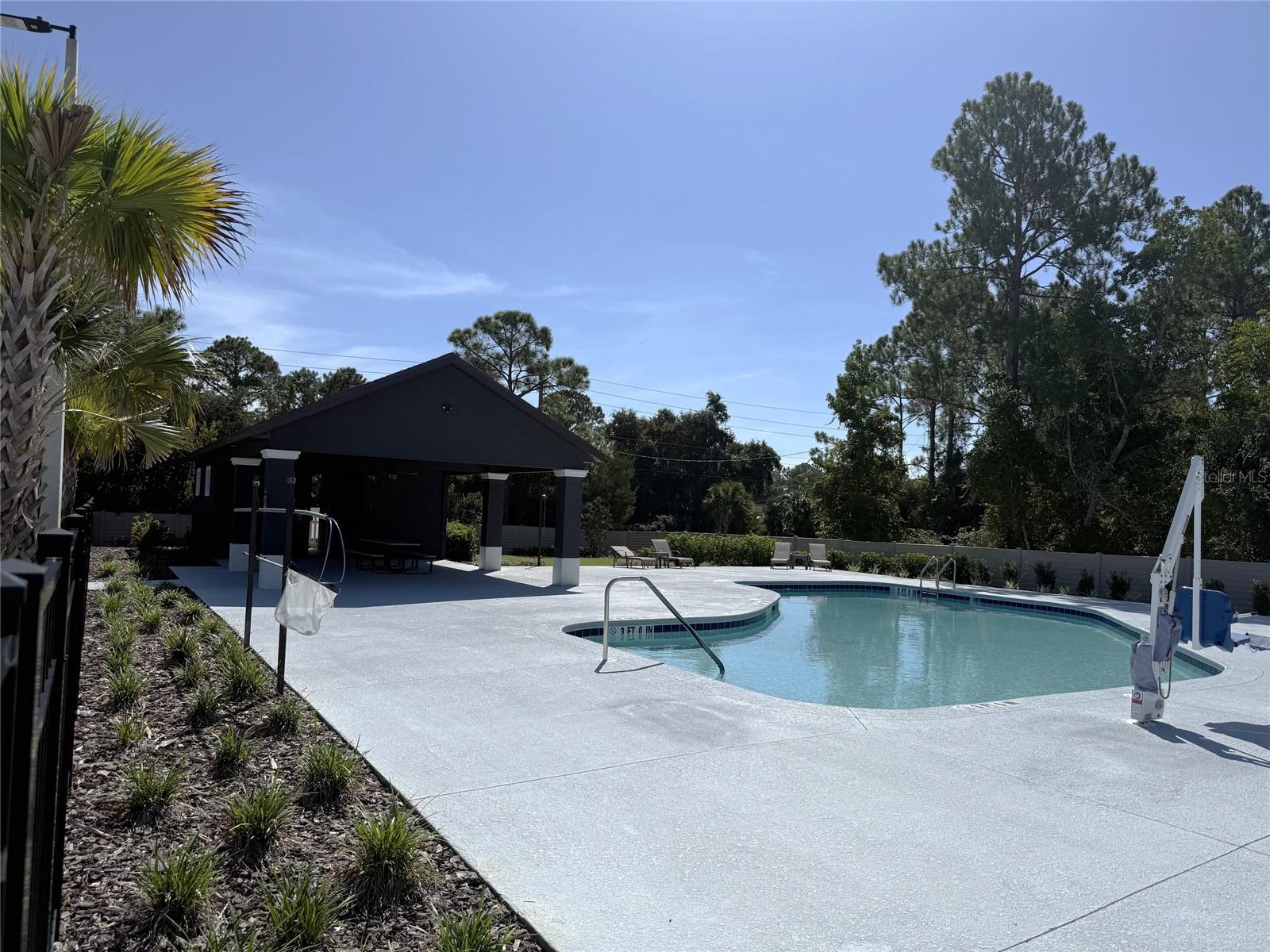 59 GREEN CIR — photo 6
