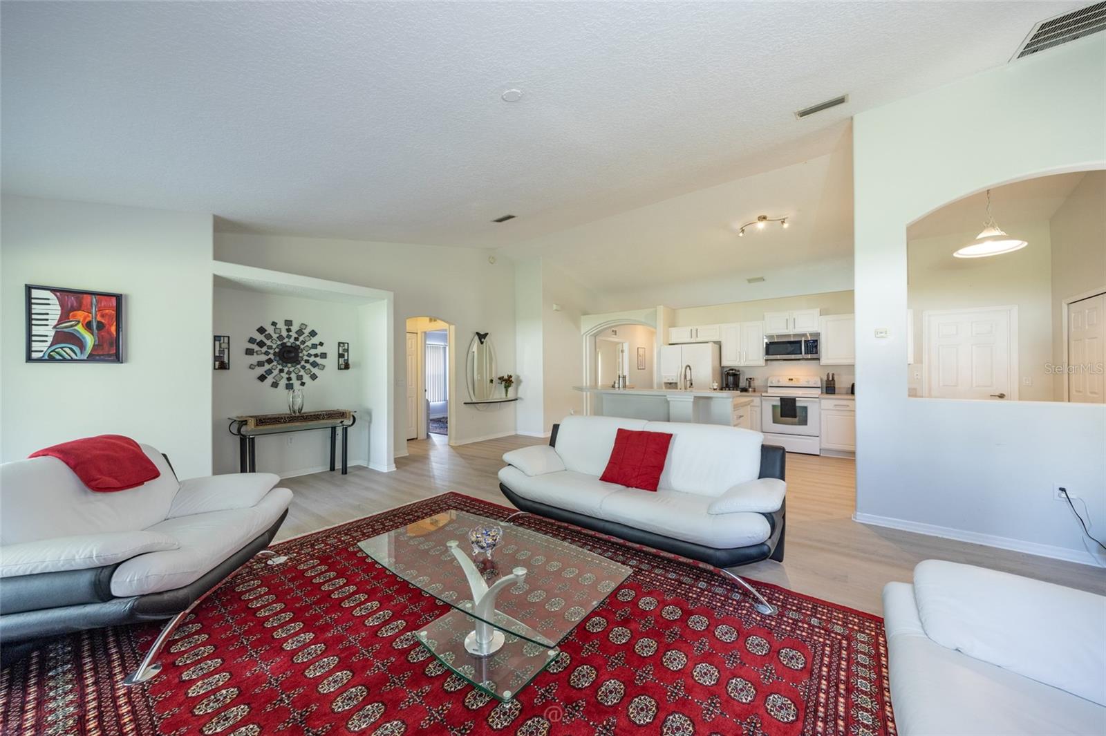 77 RAMBLEWOOD DR — photo 10