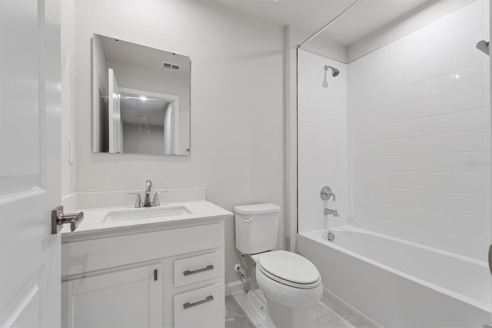19 ALEXANDER LN — photo 10