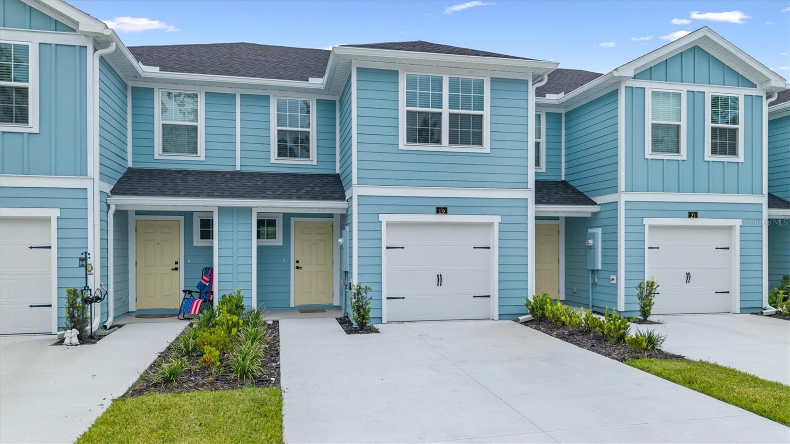 19 ALEXANDER LN