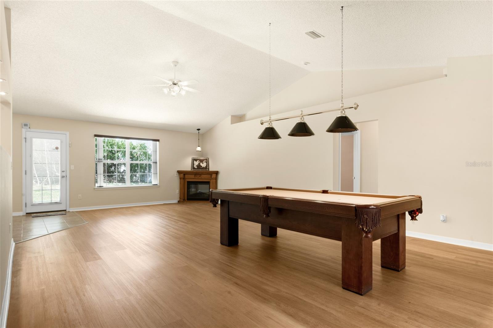 38 PRINCESS ROSE DR — photo 5