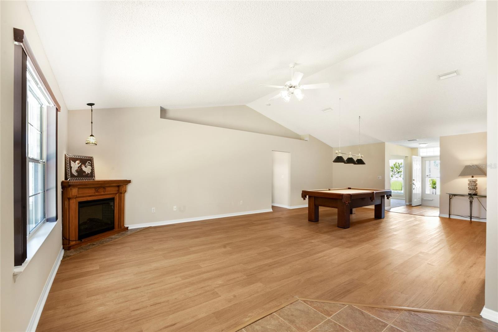 38 PRINCESS ROSE DR — photo 8