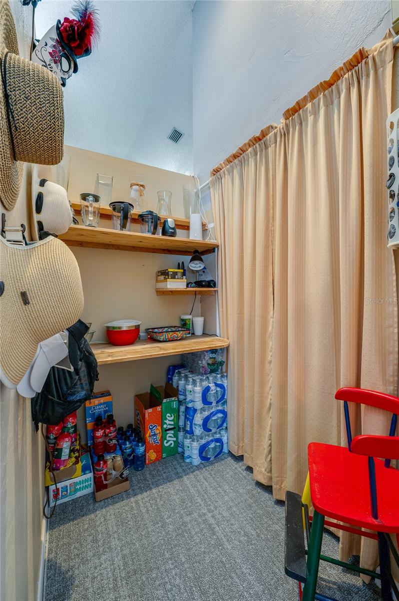 38 WEYANOKE LN — photo 12