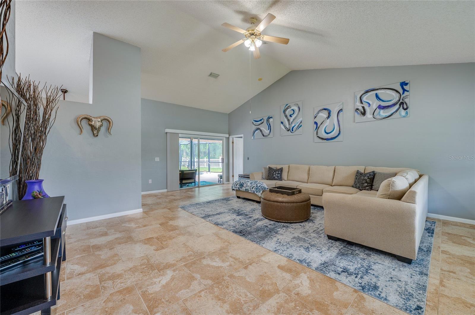 38 WEYANOKE LN — photo 4