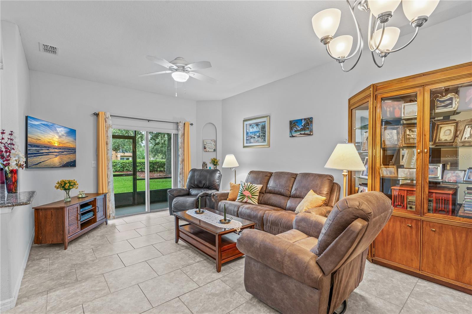 104 MISTY GLEN LN — photo 4
