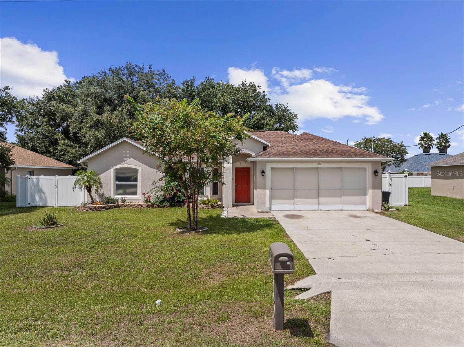 36 FIRETHORN LN — photo 2
