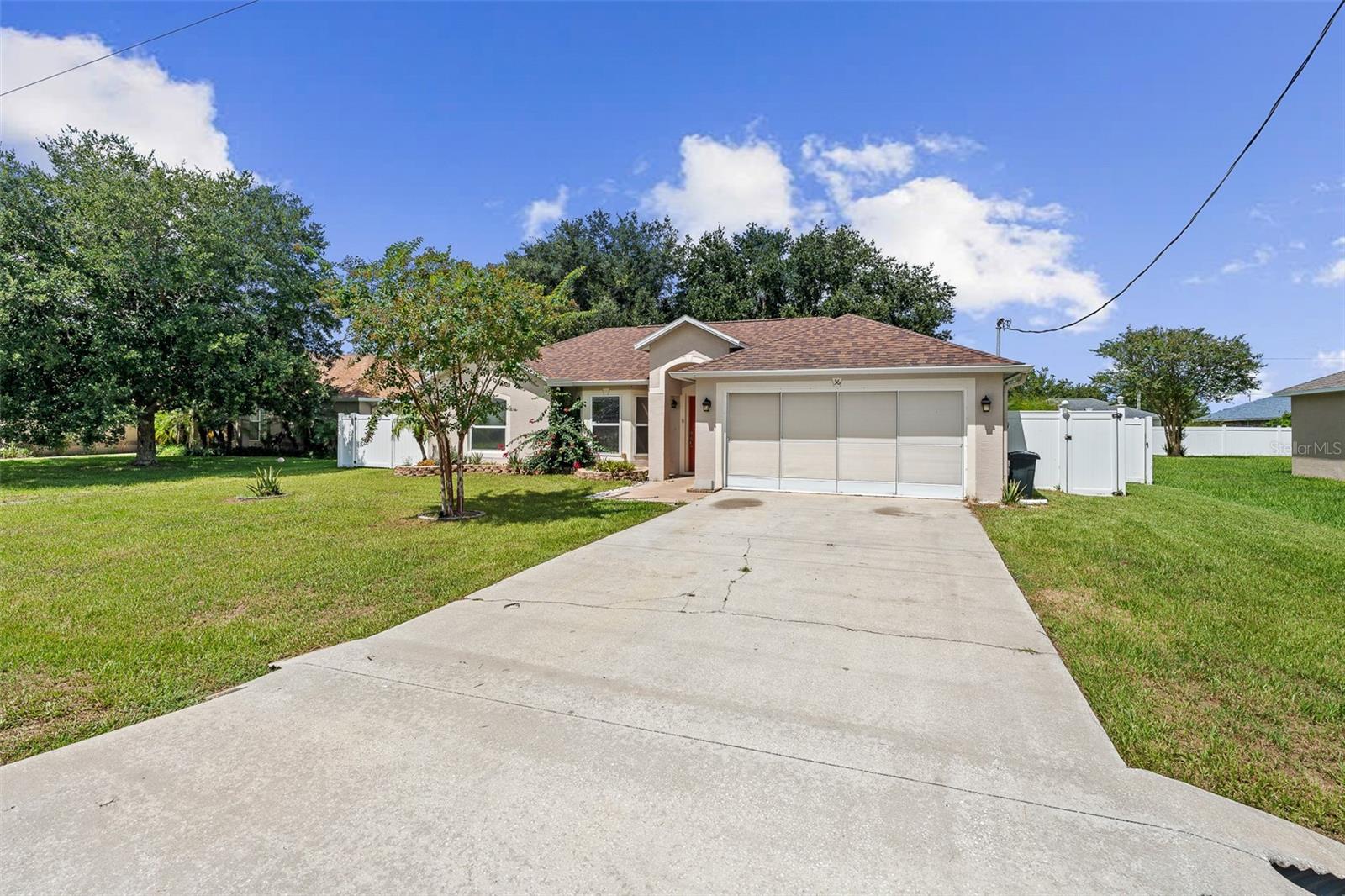 36 FIRETHORN LN — photo 3