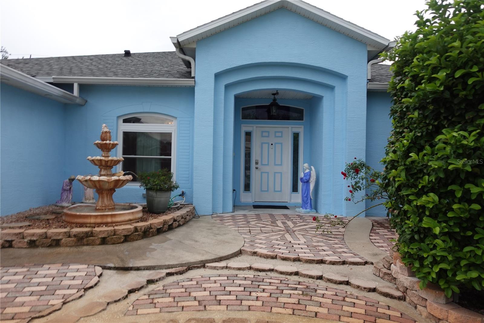 85 LANCELOT DR — photo 6