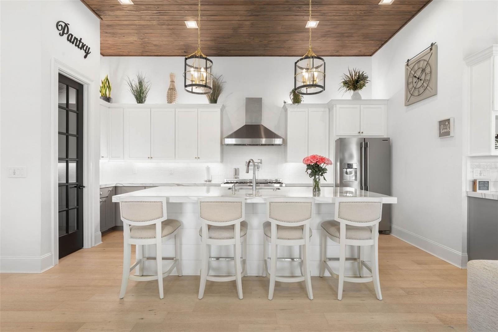 2 DEL PALMA DR — photo 9