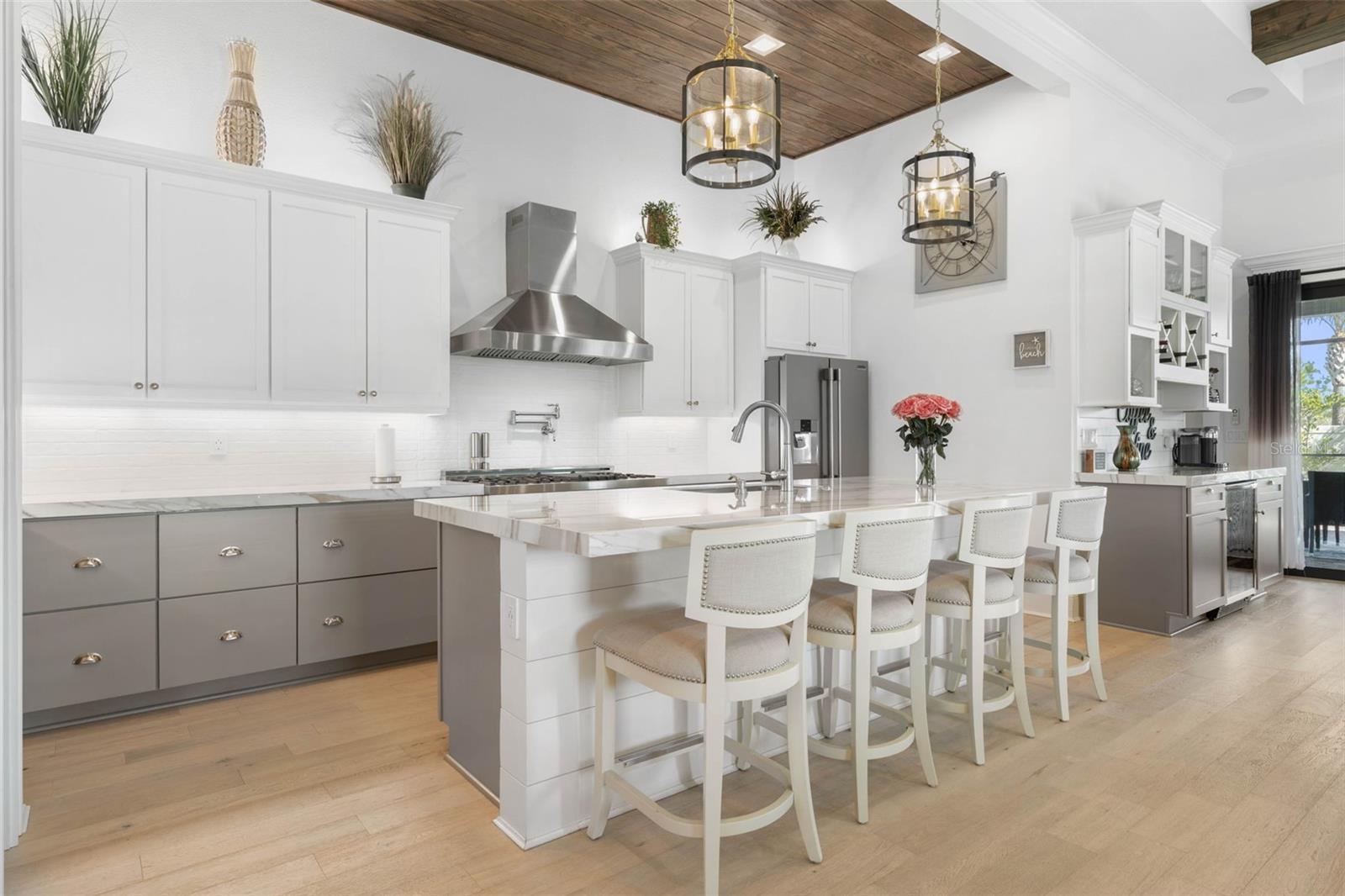 2 DEL PALMA DR — photo 10