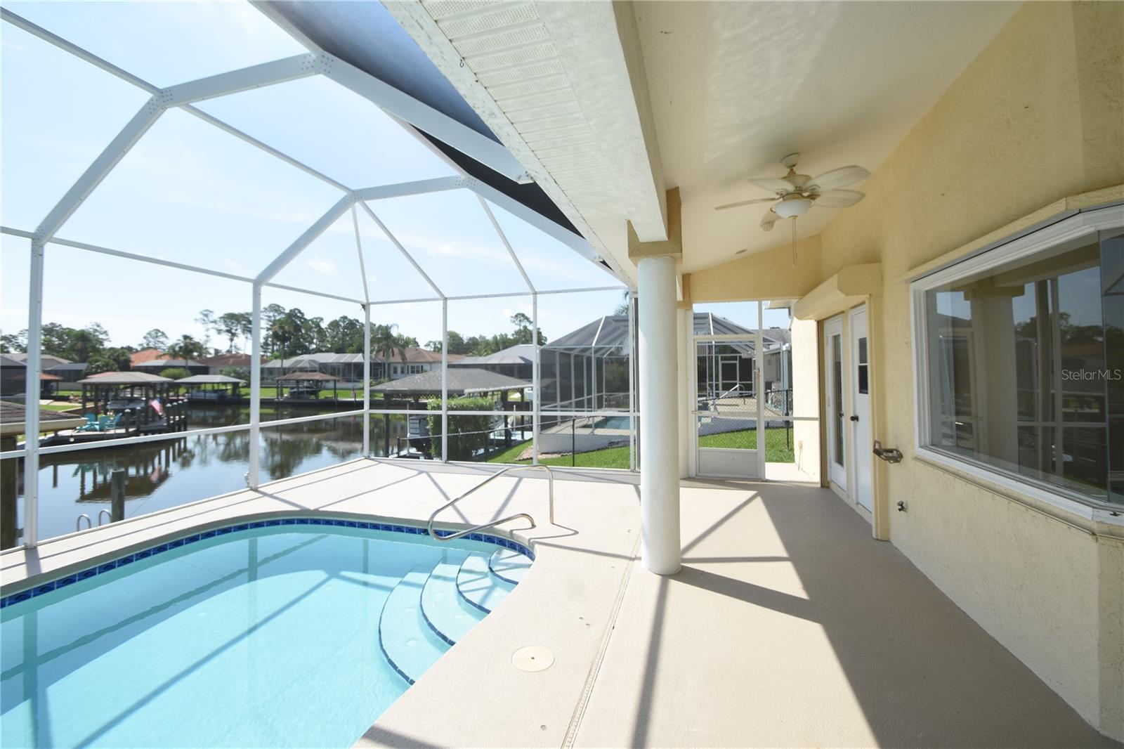 10 CRAMPTON CT — photo 2