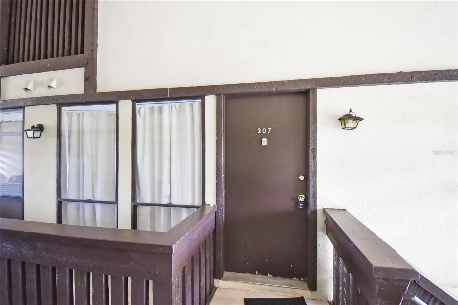 40 CLUB HOUSE DR #207 — photo 3