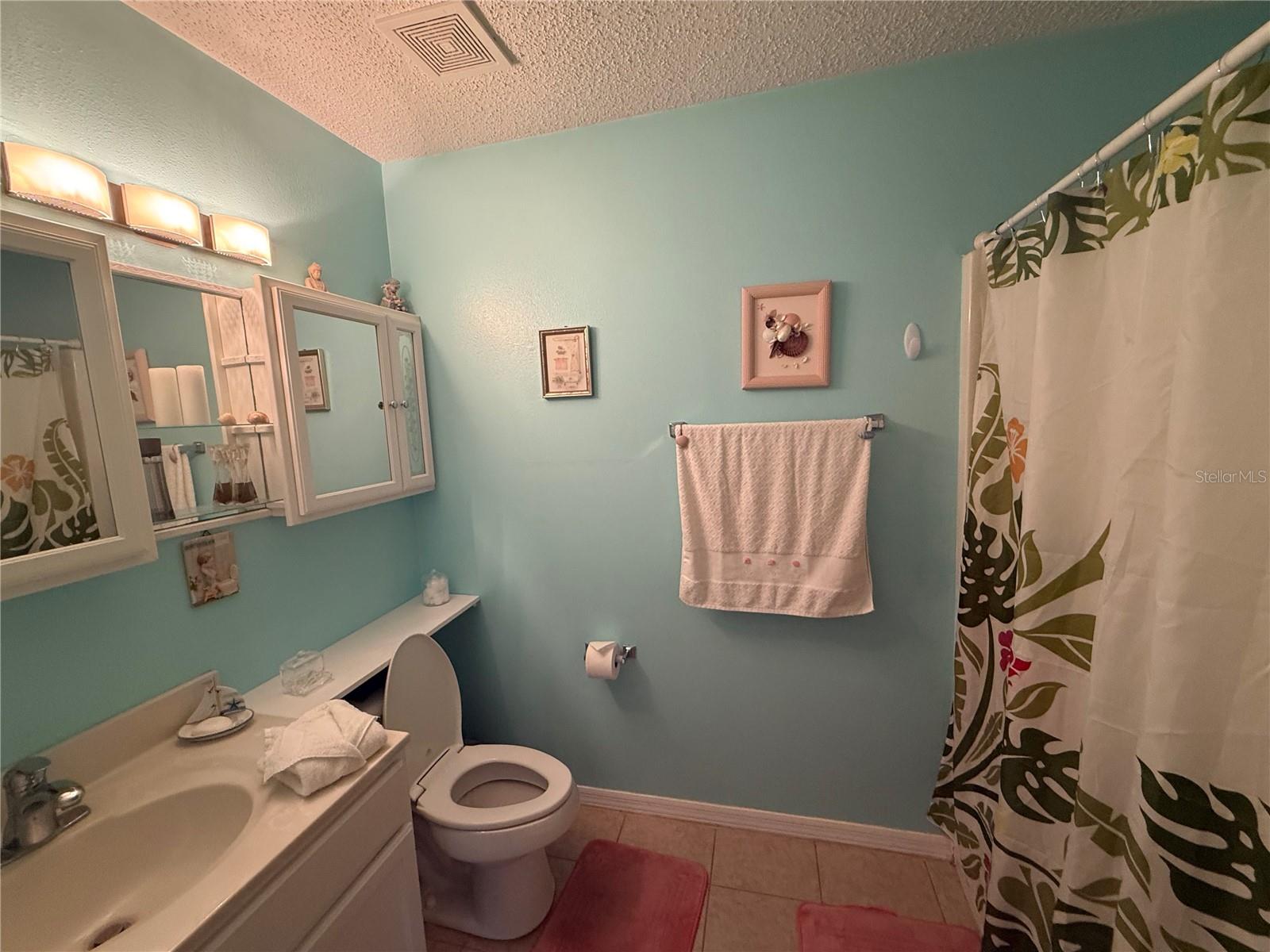 140 PERSIMMON DR — photo 10