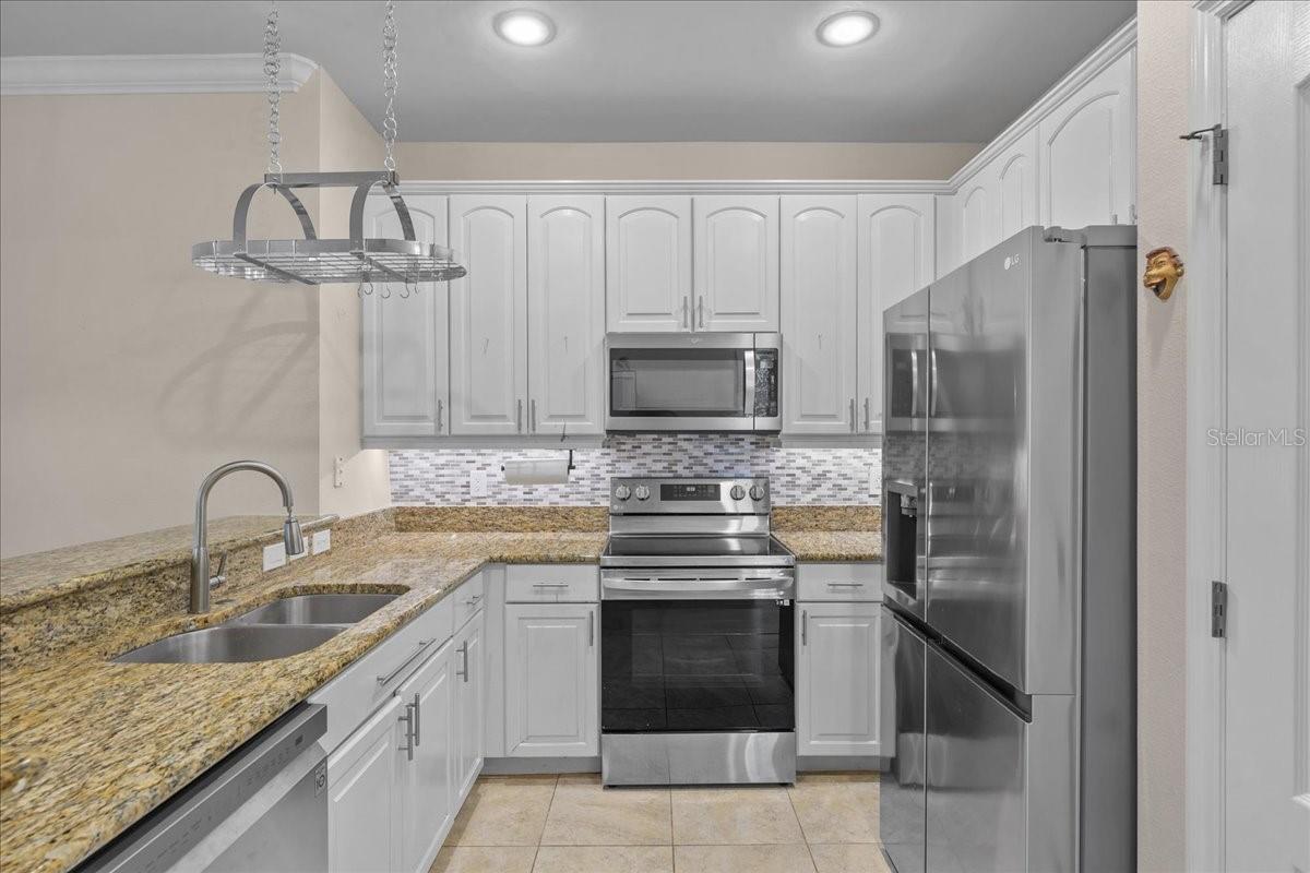 25 RIVERVIEW BND N #122 — photo 10