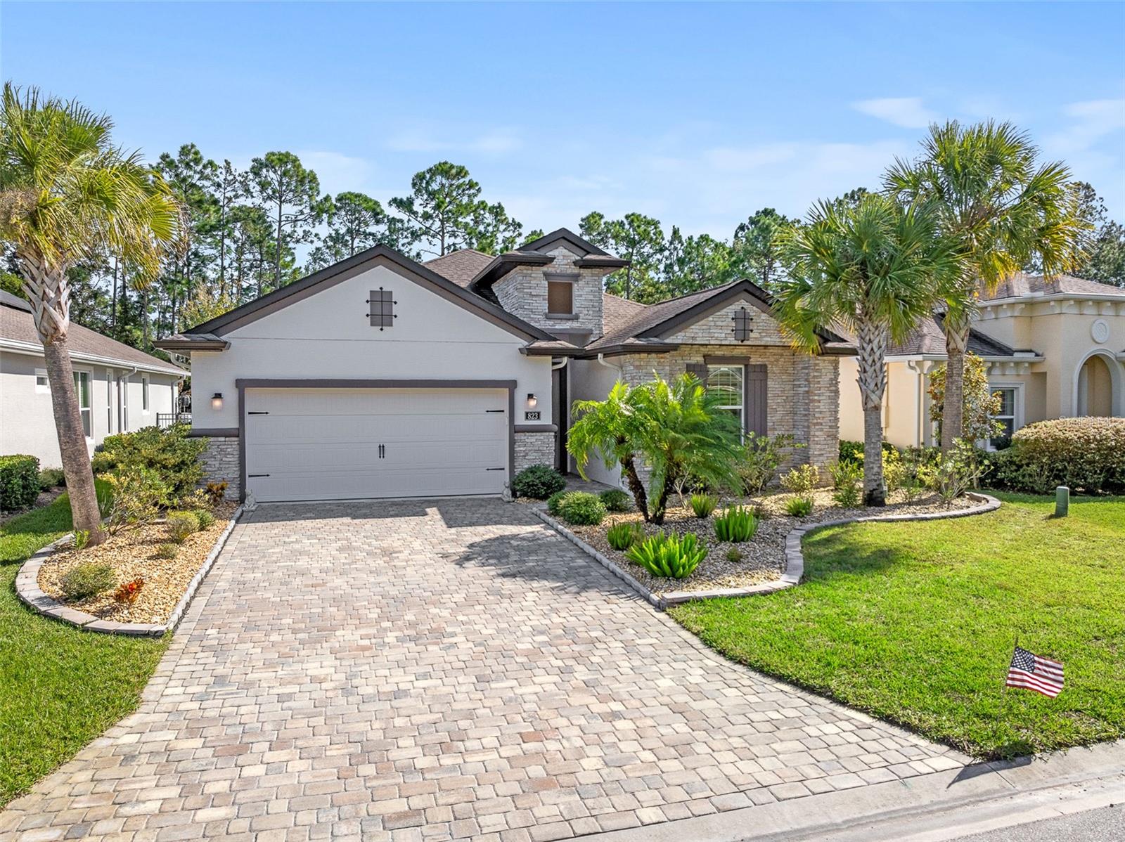 823 CREEKWOOD DR — photo 2