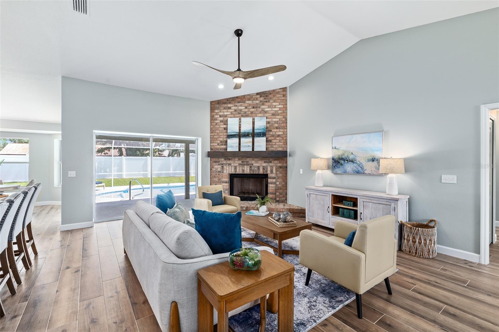 173 BAYSIDE DR — photo 11