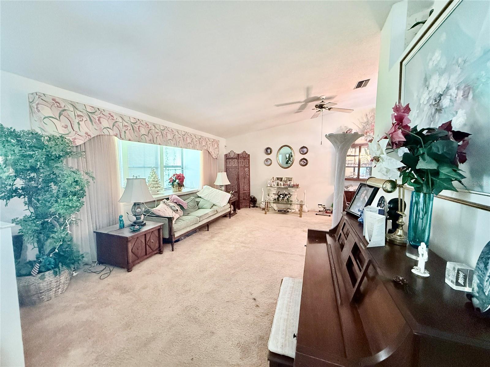 10 BRADLEY PL — photo 3