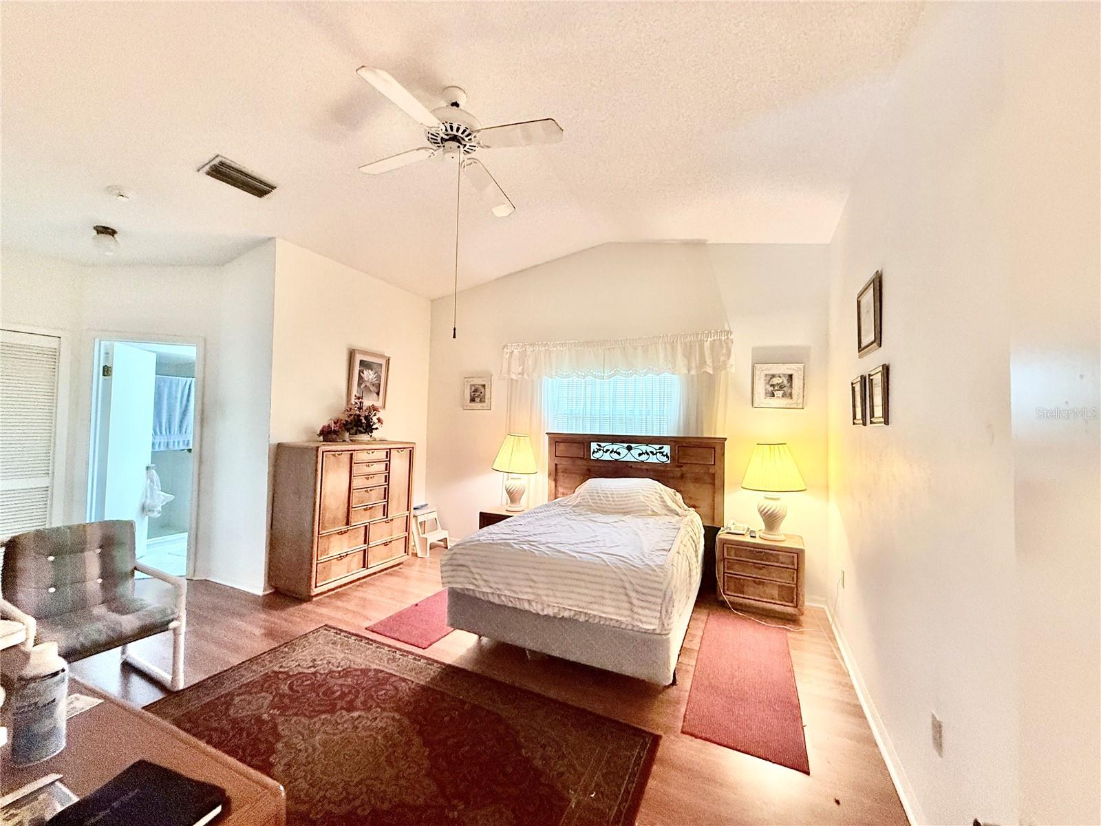 10 BRADLEY PL — photo 4