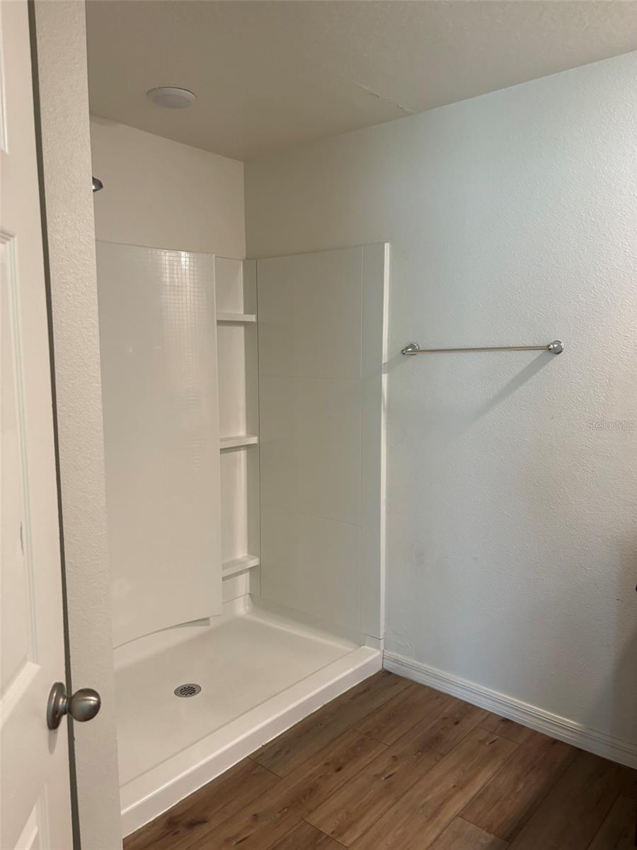 15 LAMOYNE LN — photo 10
