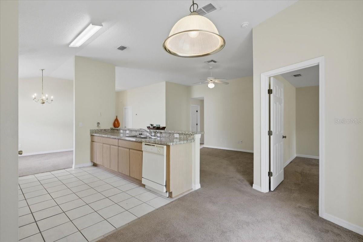 19 PILGRIM DR — photo 5