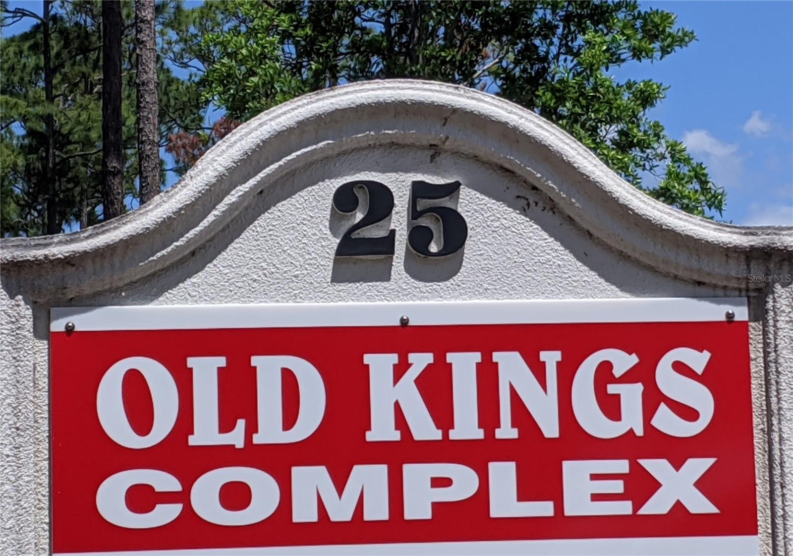 25 OLD KINGS RD N #B6