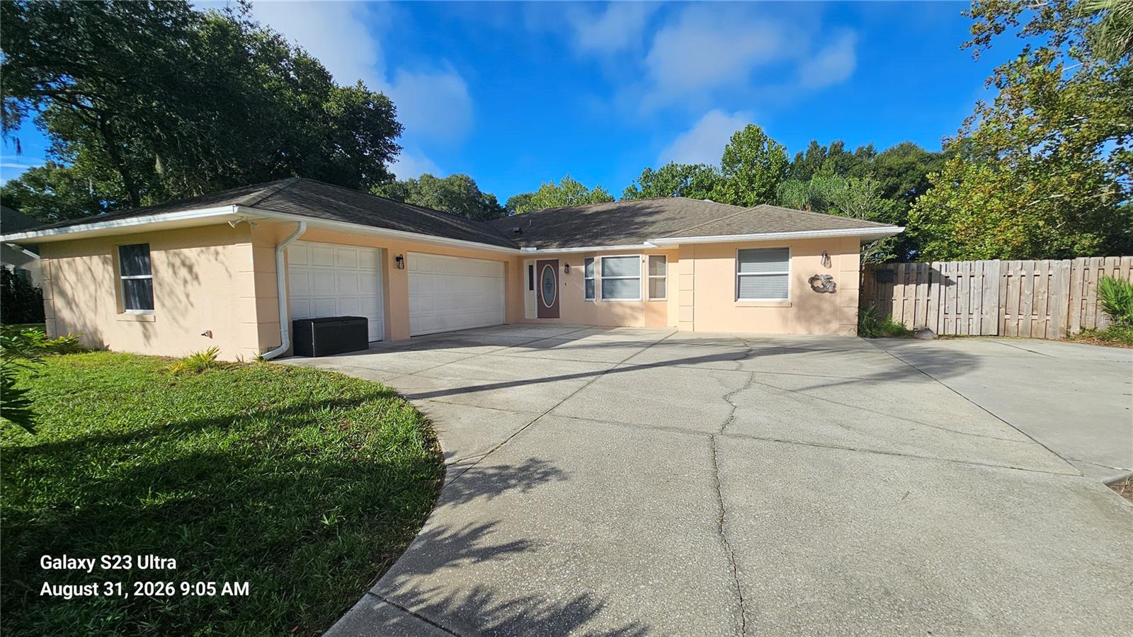 3998 DAKOTA CIR