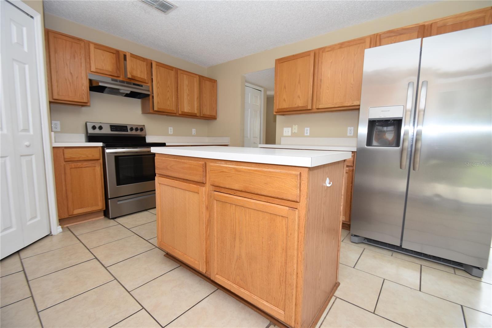 27 RIVERDALE LN — photo 12