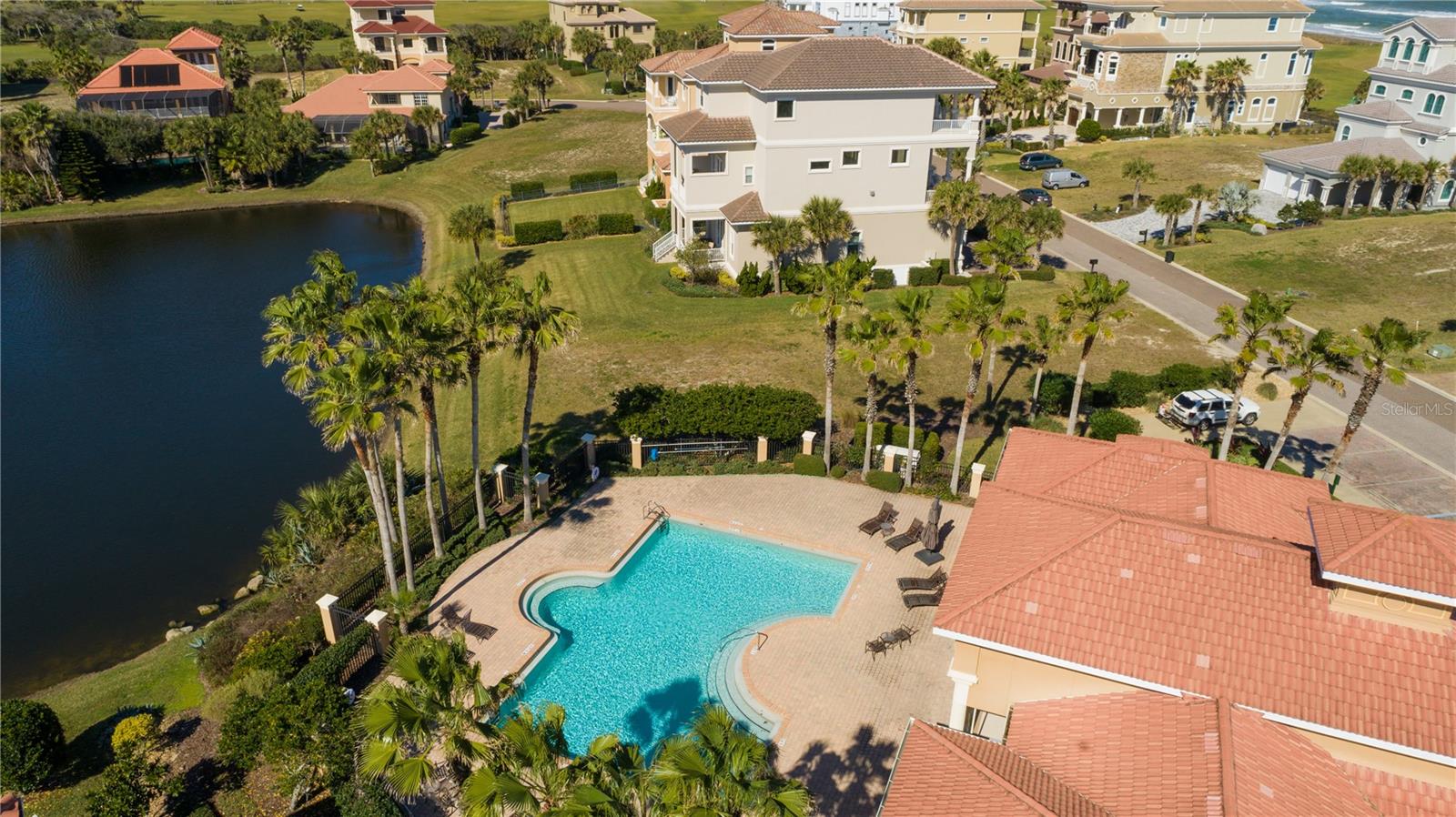 54 HAMMOCK BEACH CIR S — photo 12