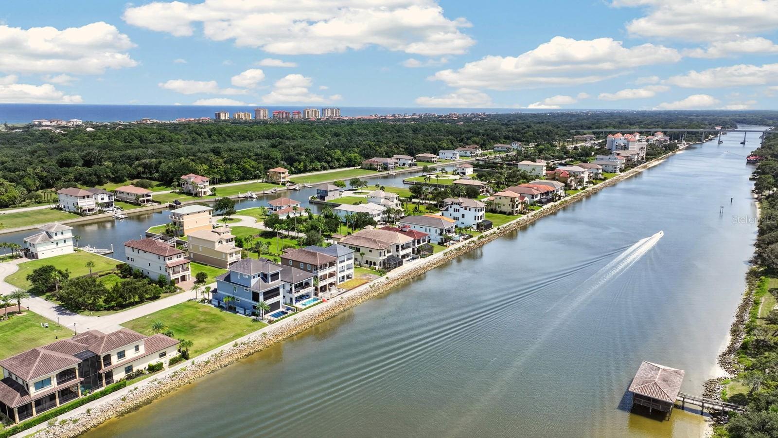 304 YACHT HARBOR DR — photo 4