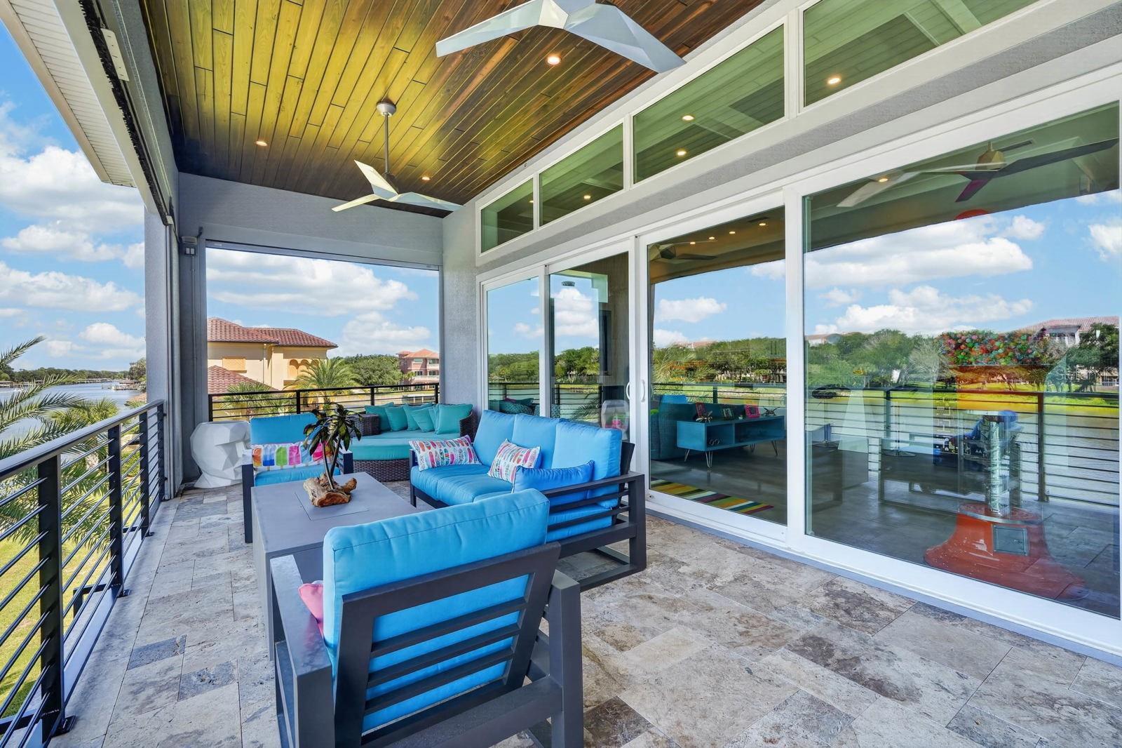 304 YACHT HARBOR DR — photo 9