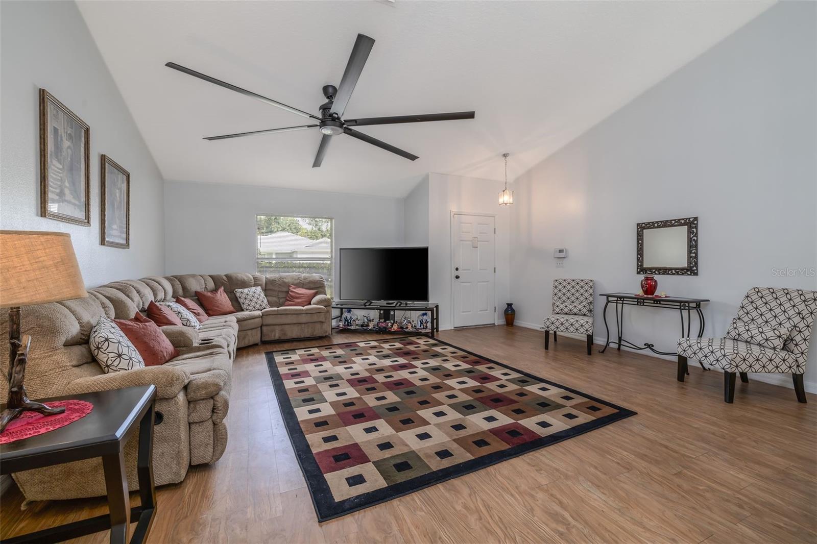 8 PINE BUSH LN — photo 6