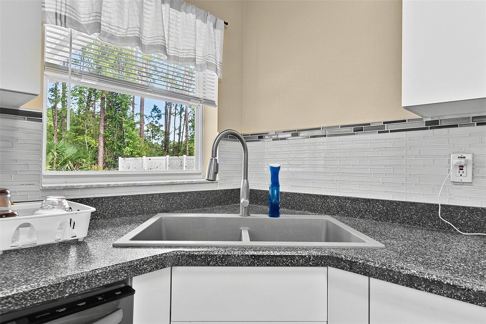 98 SMITH TRL — photo 12