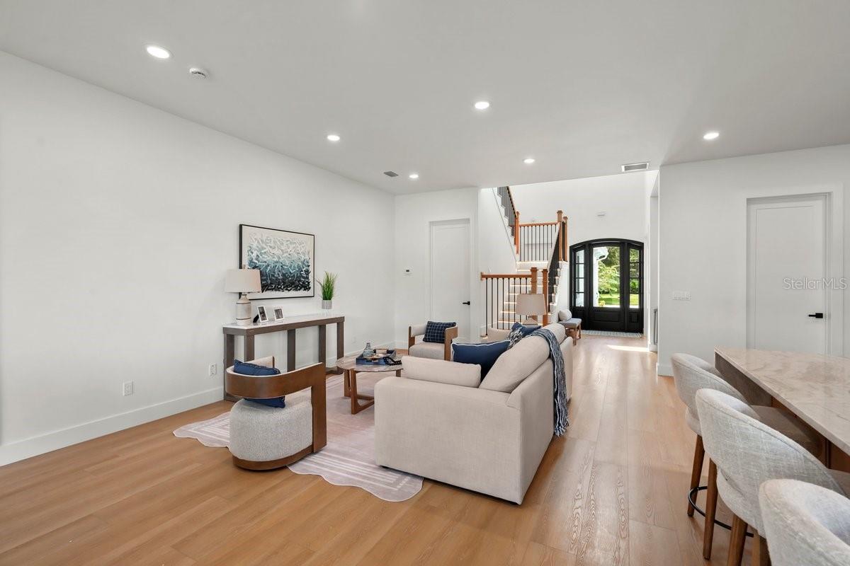 612 MAHOGANY RUN — photo 9