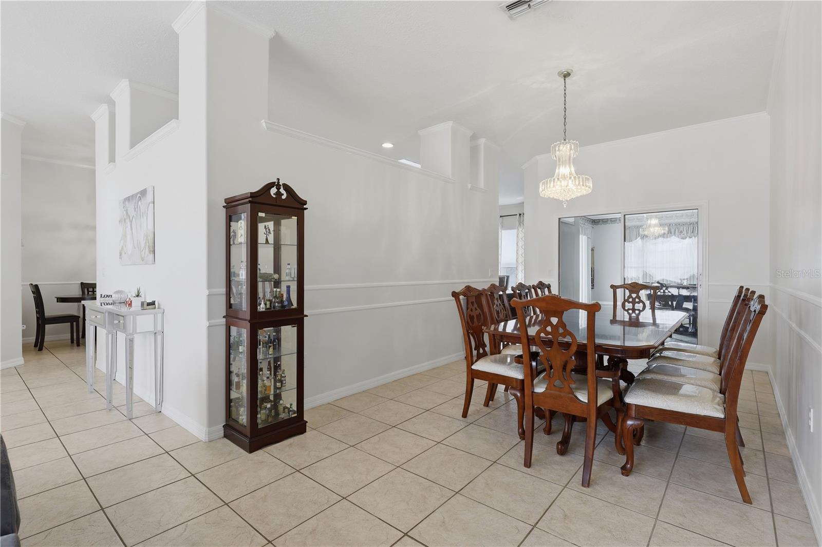 19 WHEATFIELD DR — photo 8