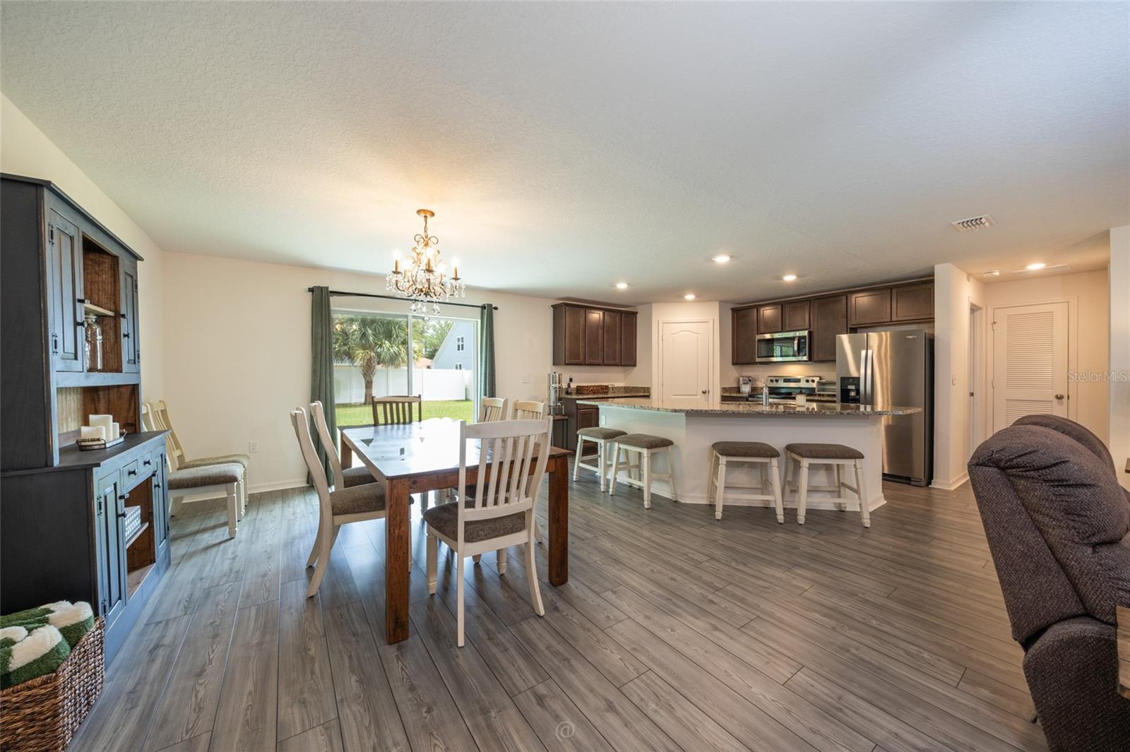 11 PROSPERITY LN — photo 3