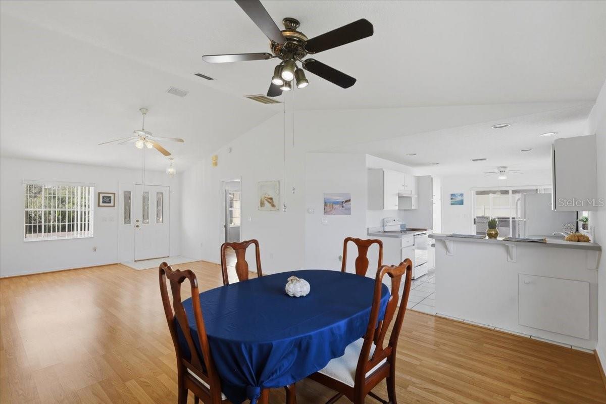7 FIFER LN — photo 12
