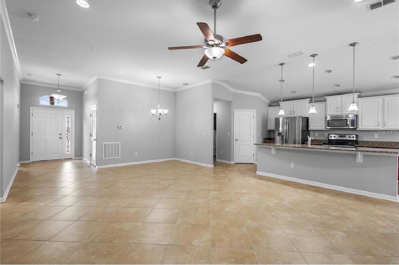 39 AUBERRY DR — photo 12
