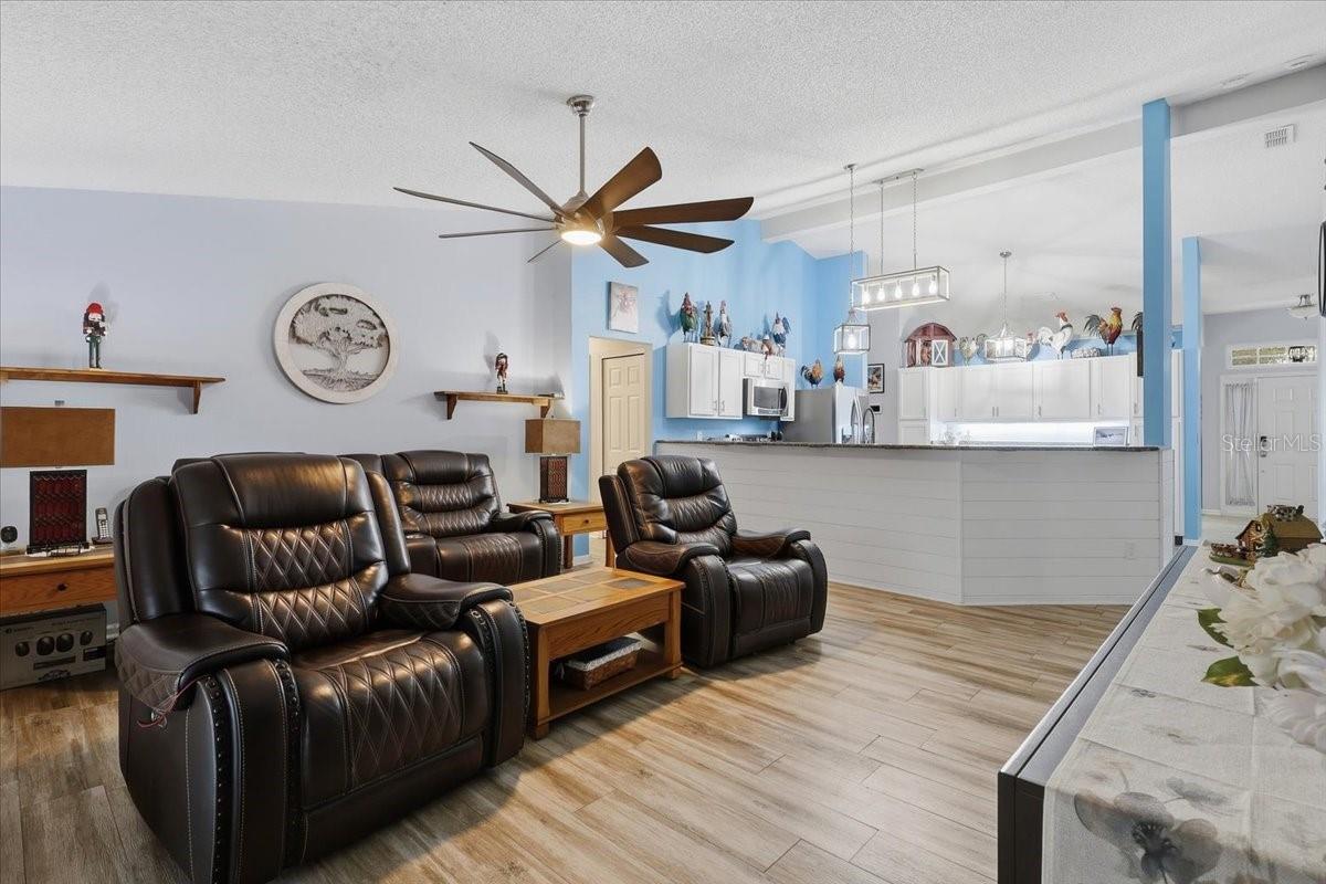 7 RANBAY PL — photo 7
