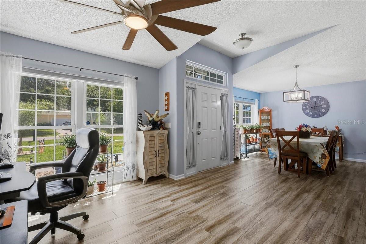 7 RANBAY PL — photo 8